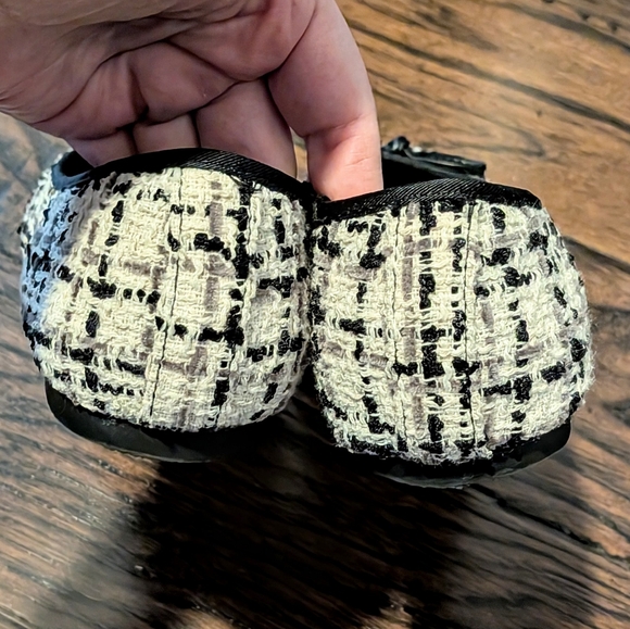 SM New York Women's Tweed Black and Cream Ballet Flats - Picture 5 of 7
